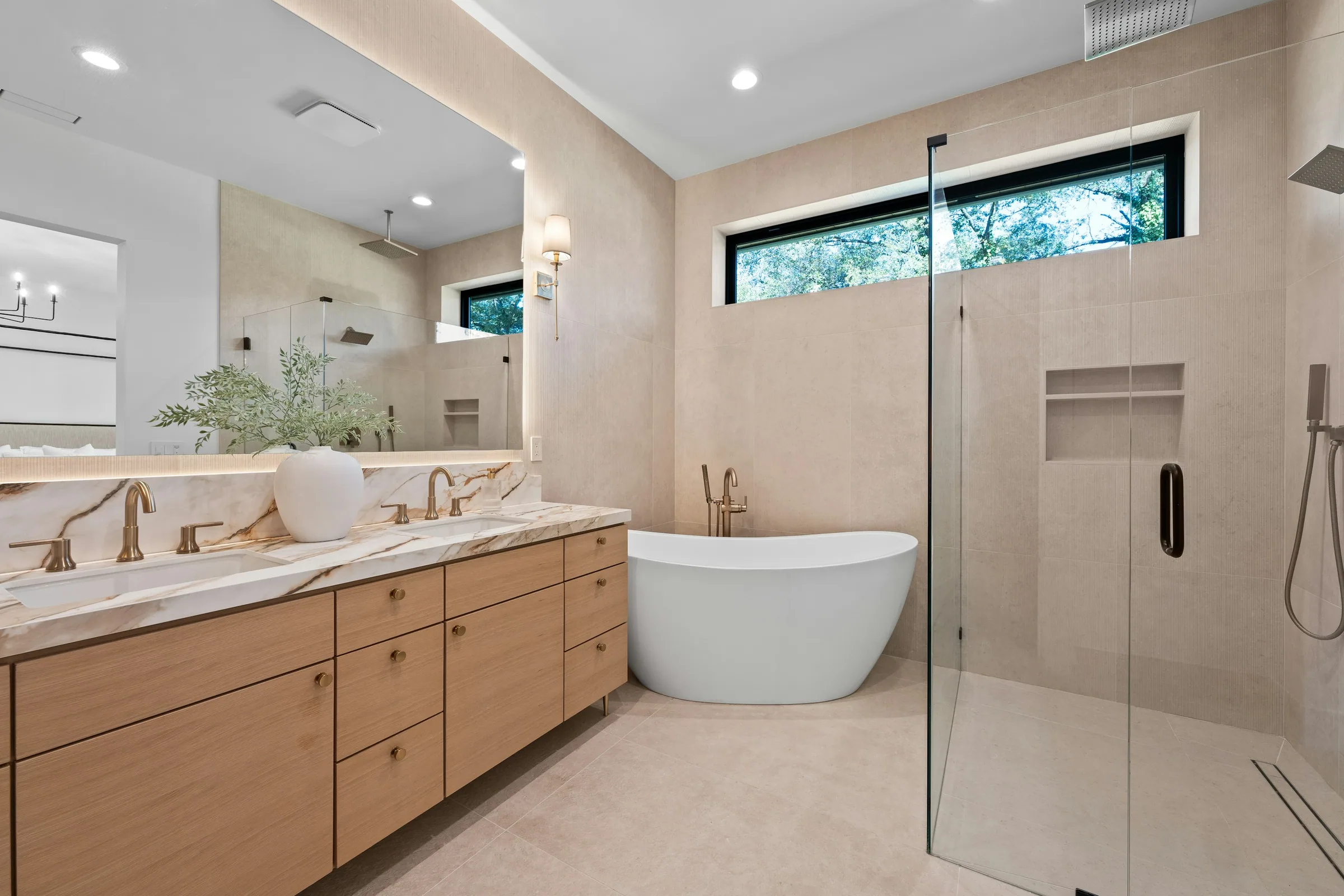 Bathroom vanity and sanitary ware display representing Canton Fair Phase 2 interior product categories