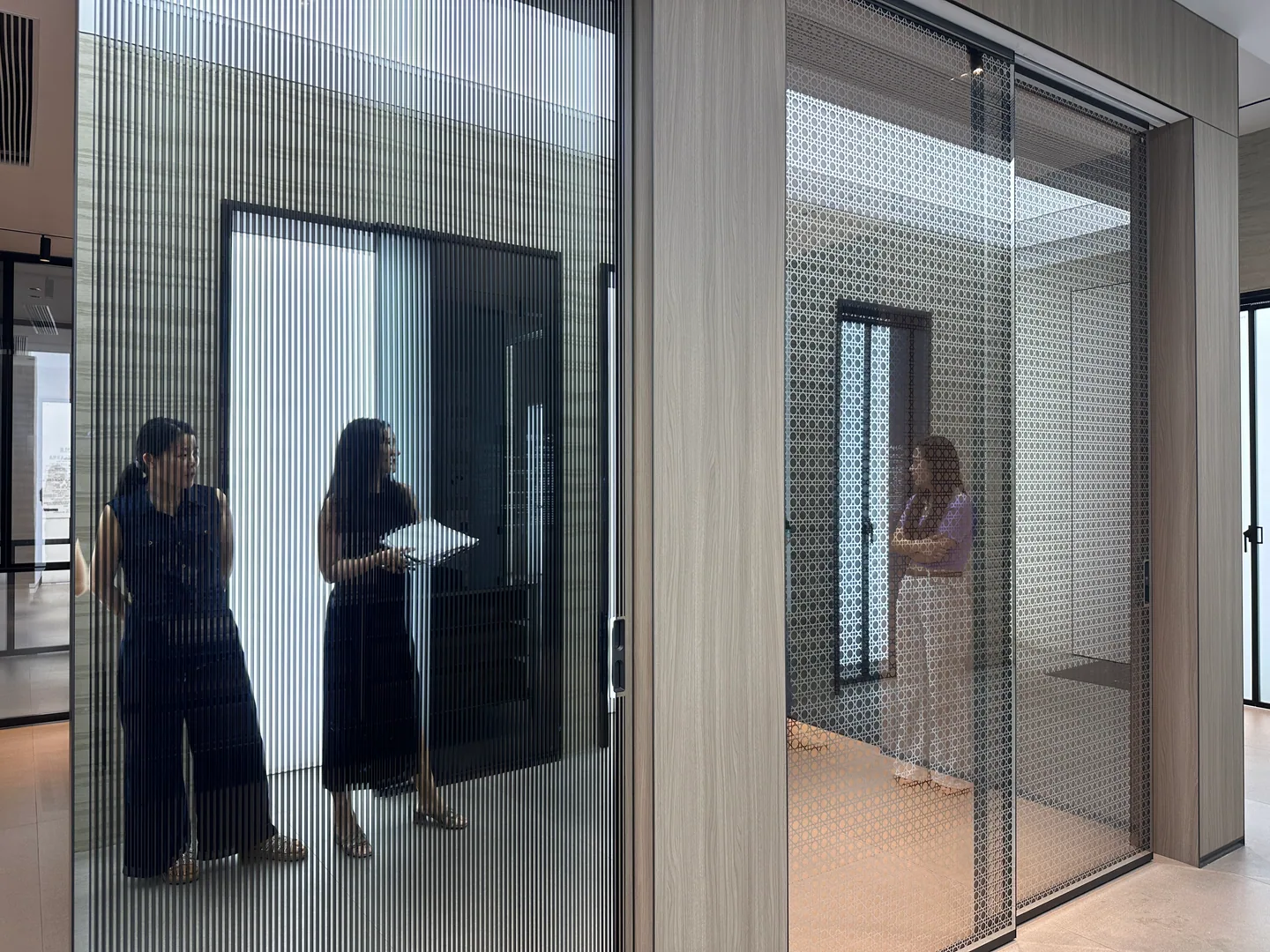 Full-height door and window facade system displayed by a Foshan supplier